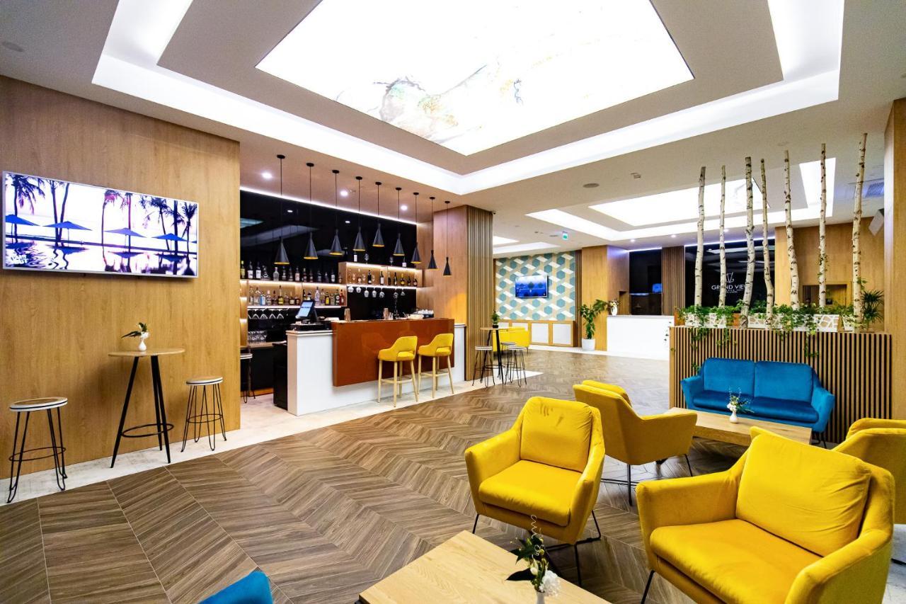 Grand View Hotel & Suites Copou Яссы Экстерьер фото