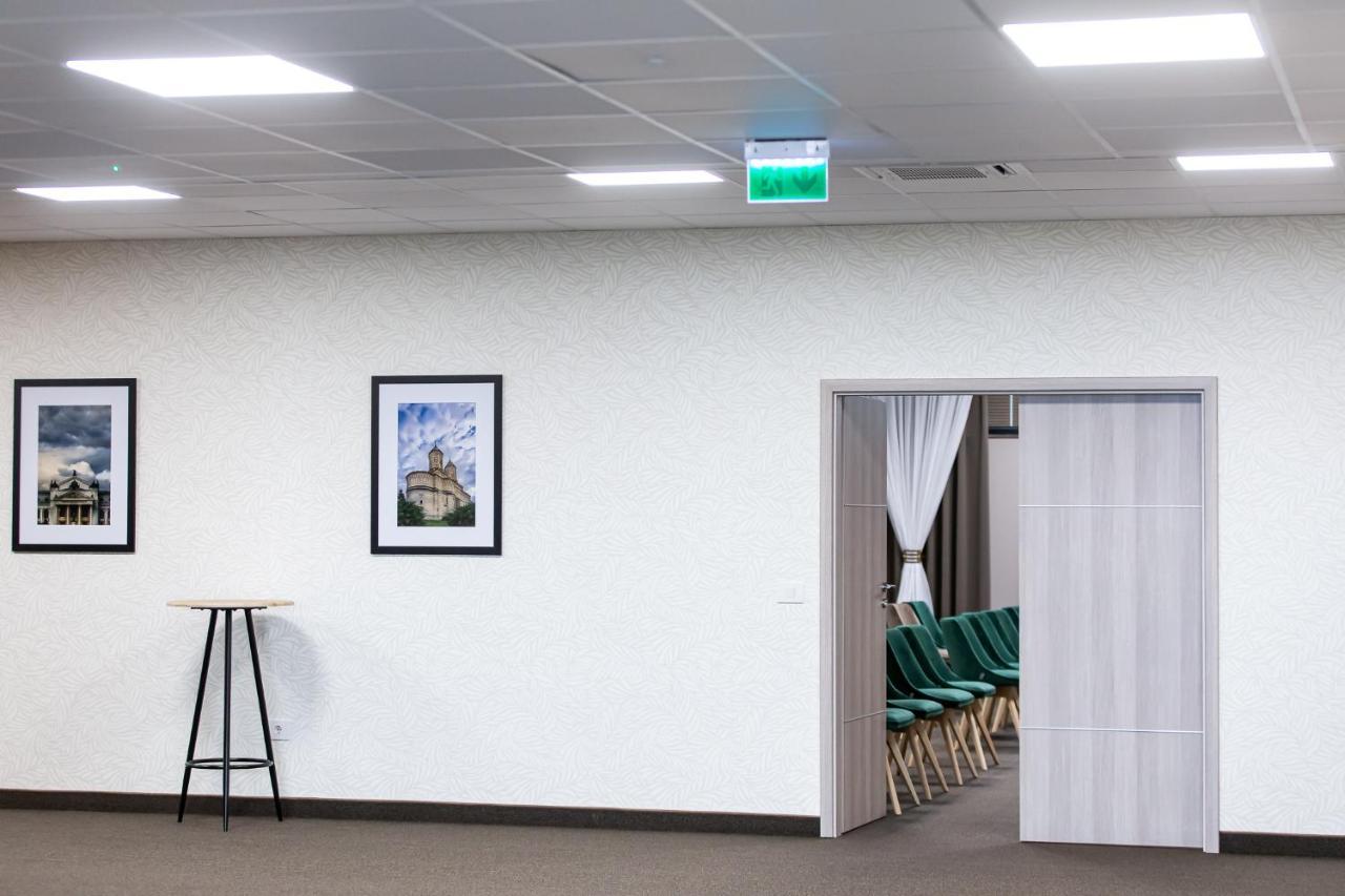 Grand View Hotel & Suites Copou Яссы Экстерьер фото